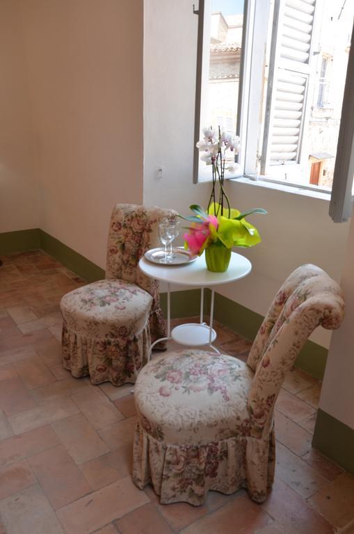 B&B Antica Biblioteca Fermo Værelse billede