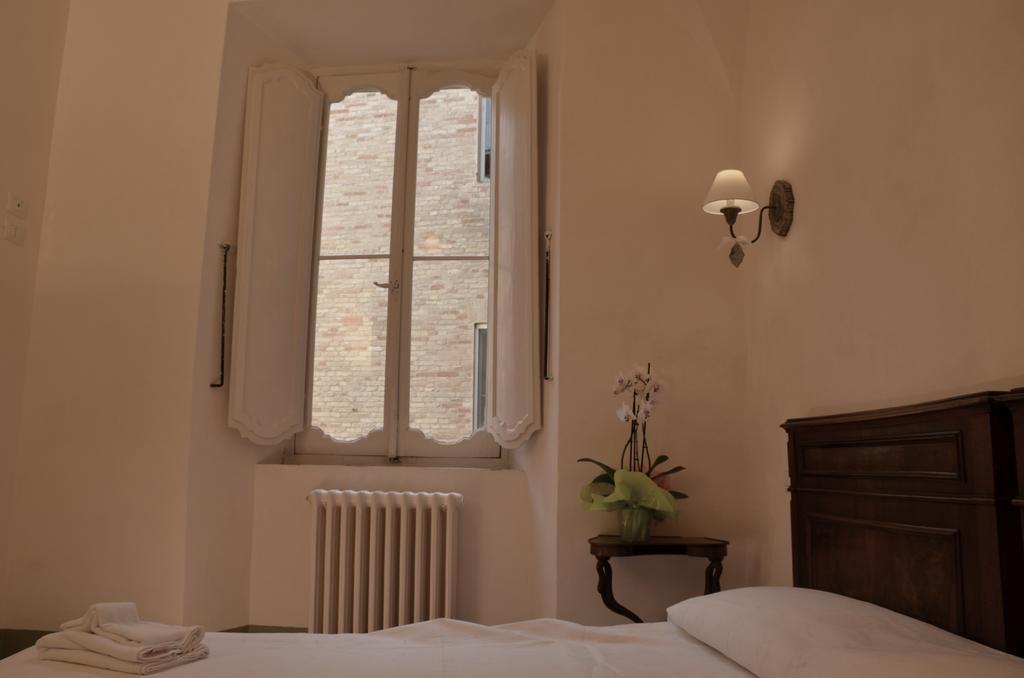B&B Antica Biblioteca Fermo Værelse billede